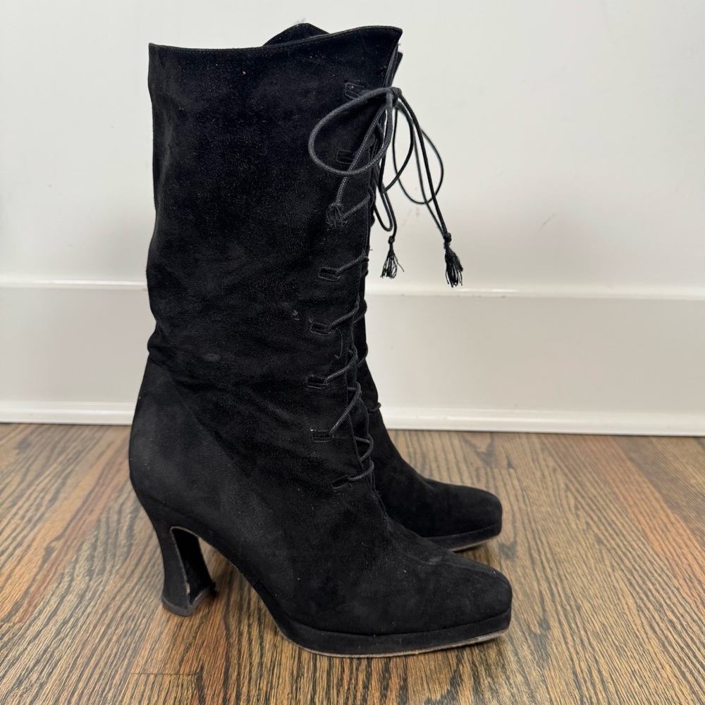 Susan Bennis Warren Edwards black suede Victorian style lace up heeled boots 7